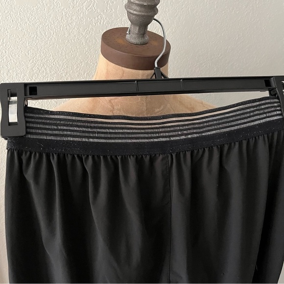 NIKE sz S Black Essential Flex Running Pants AQ5895 Elastic Waist - Picture 4 of 9